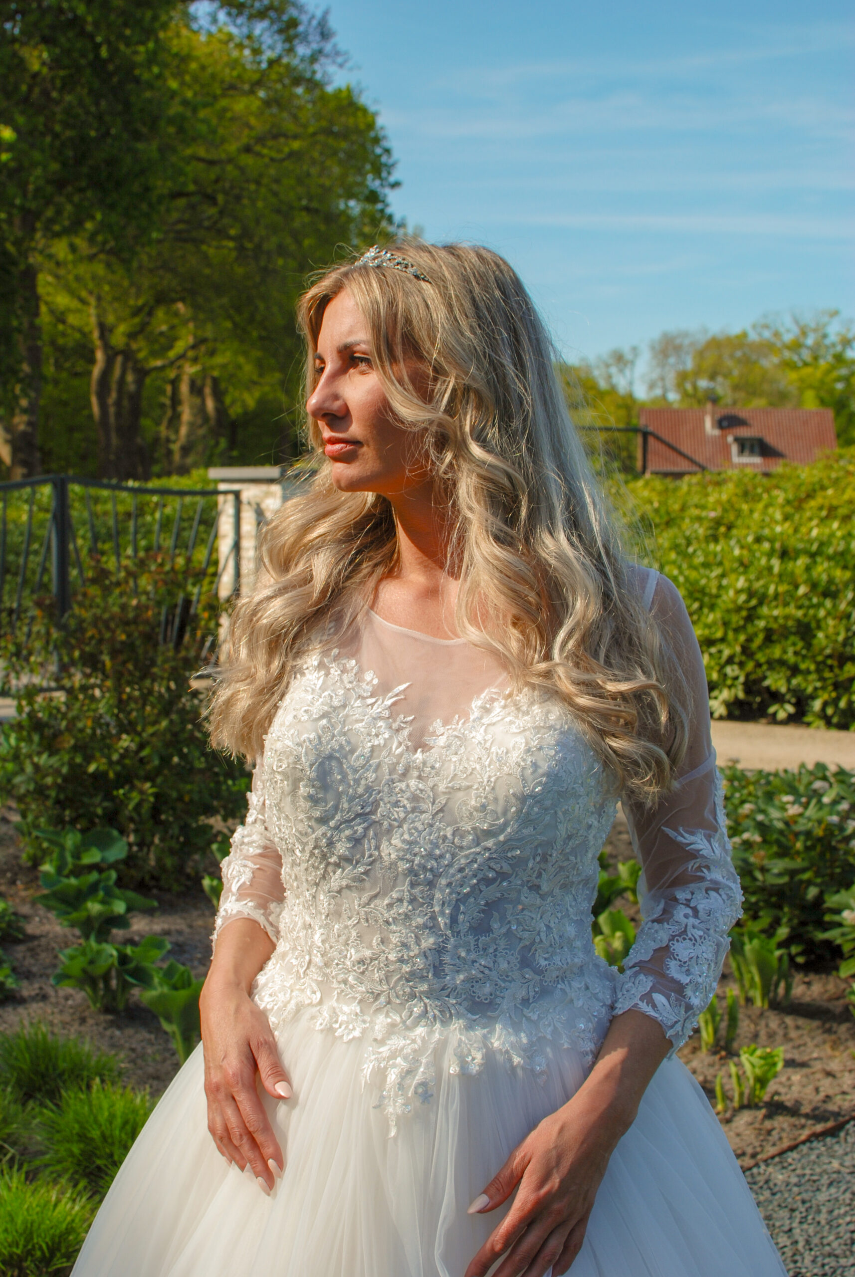 Allure Bridals Diamond Collection 334 close