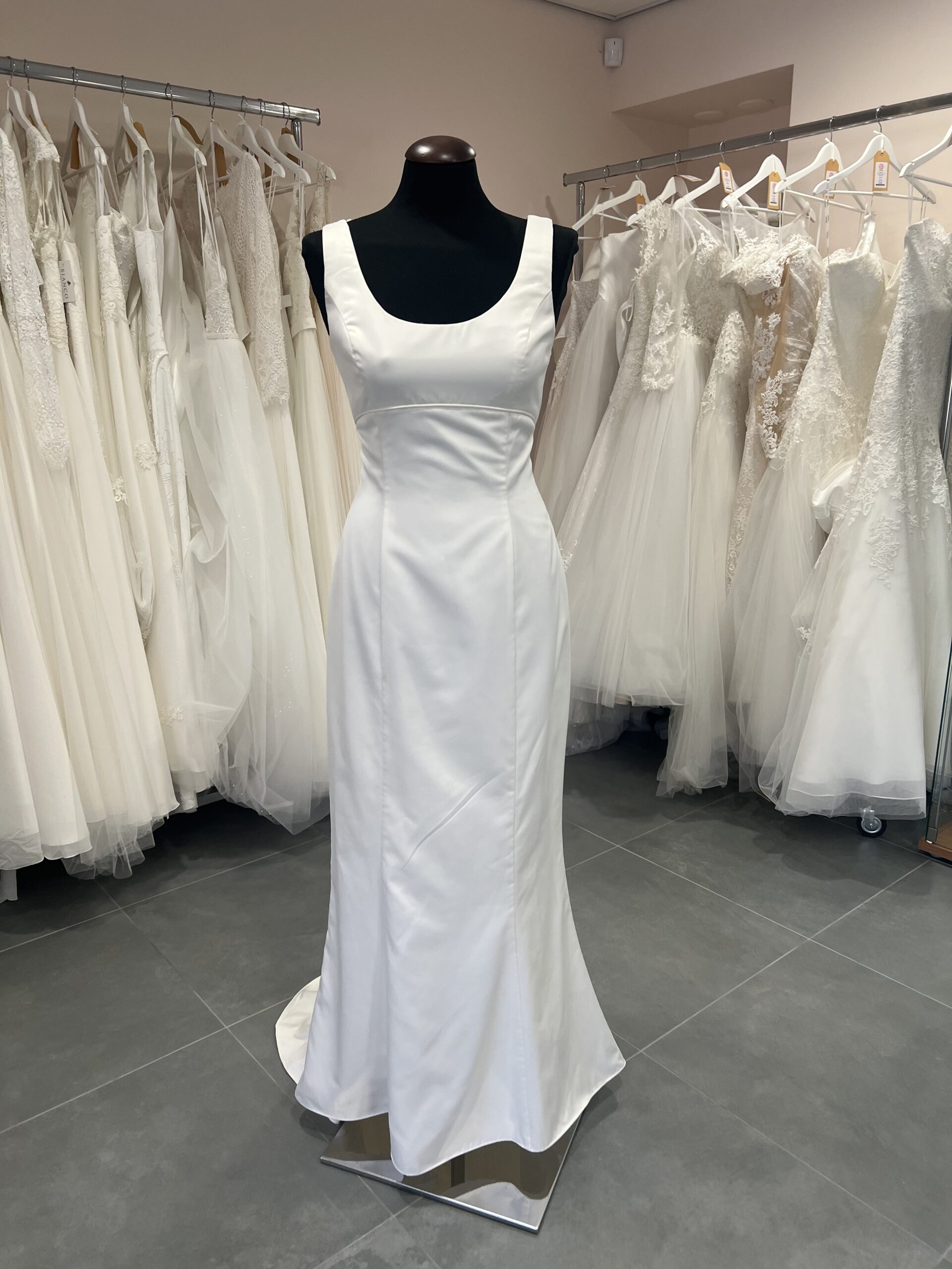 Ian Stuart S75 voor