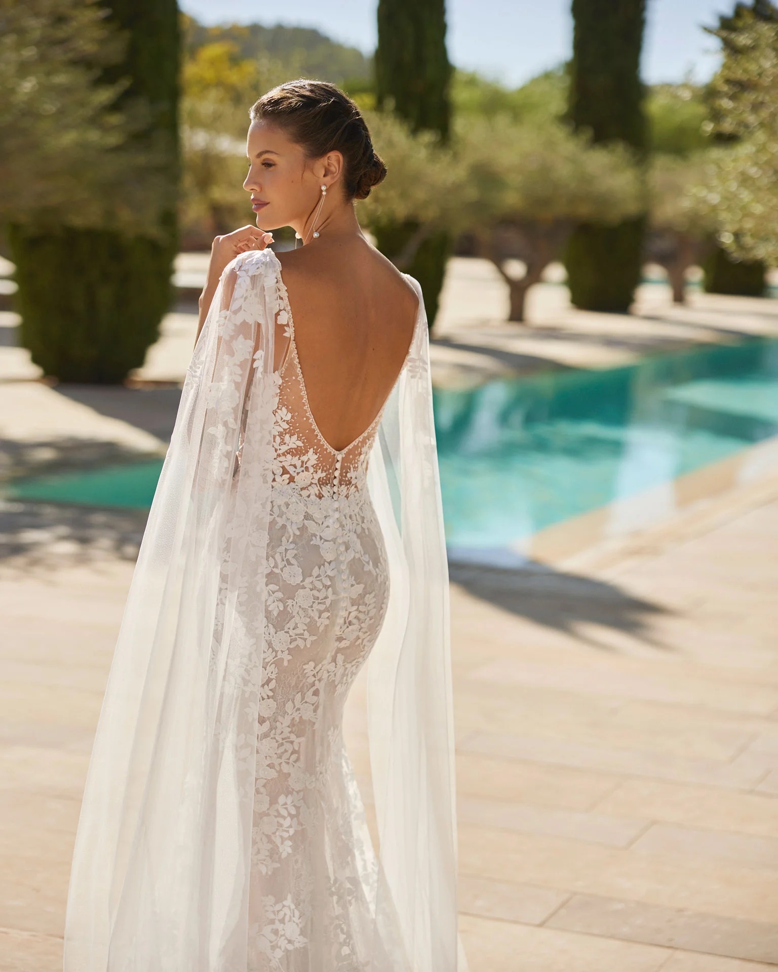 Rosa Clará Fit and flare Mermaid trouwjurk Selma achter